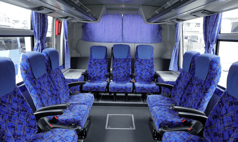 中型バス(ハイデッカー)